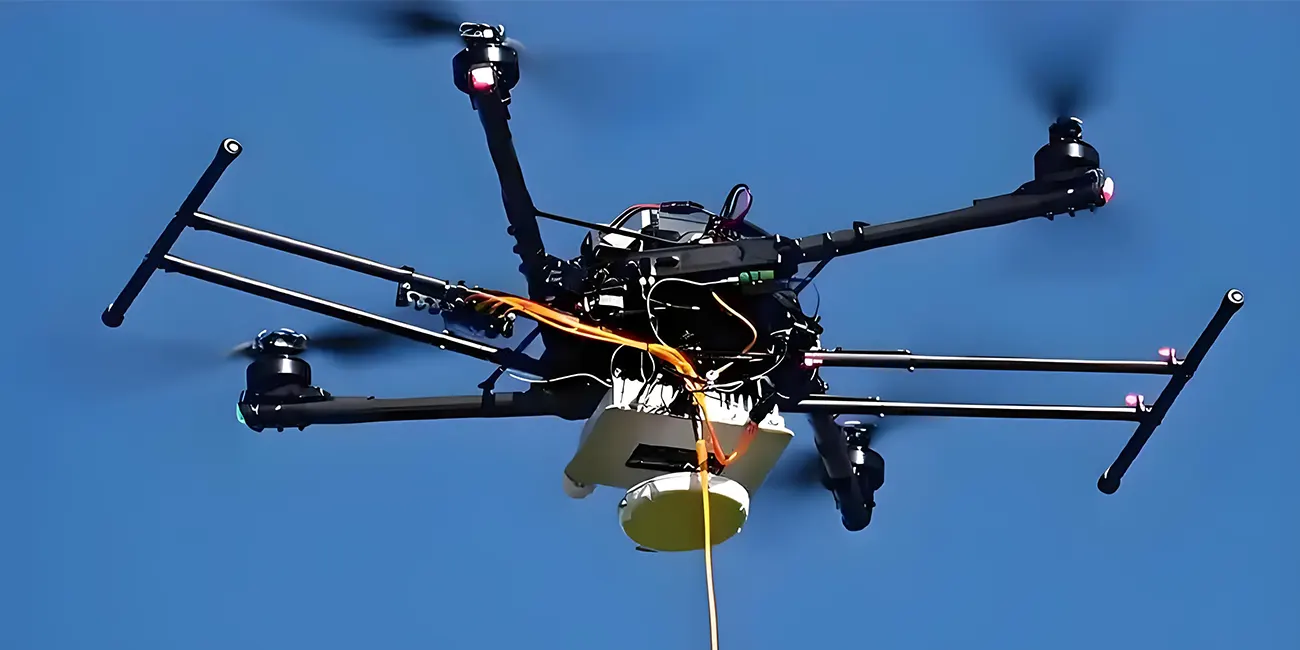 Système de câblage de communication optique UAV